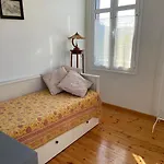 Vila Metropolis *
