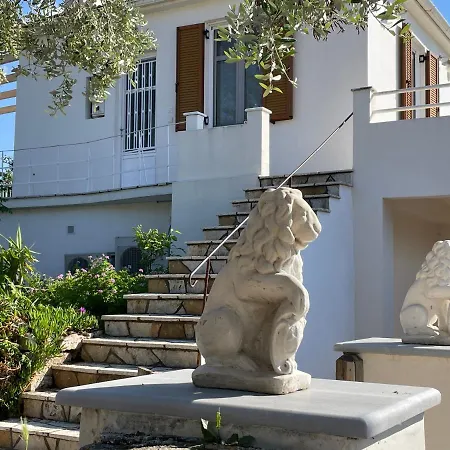 Metropolis וילה ואטי