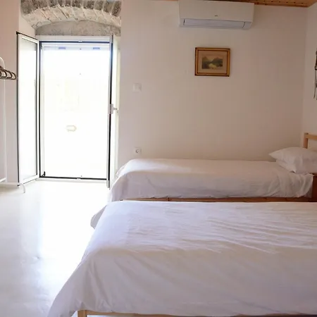 Metropolis וילה ואטי